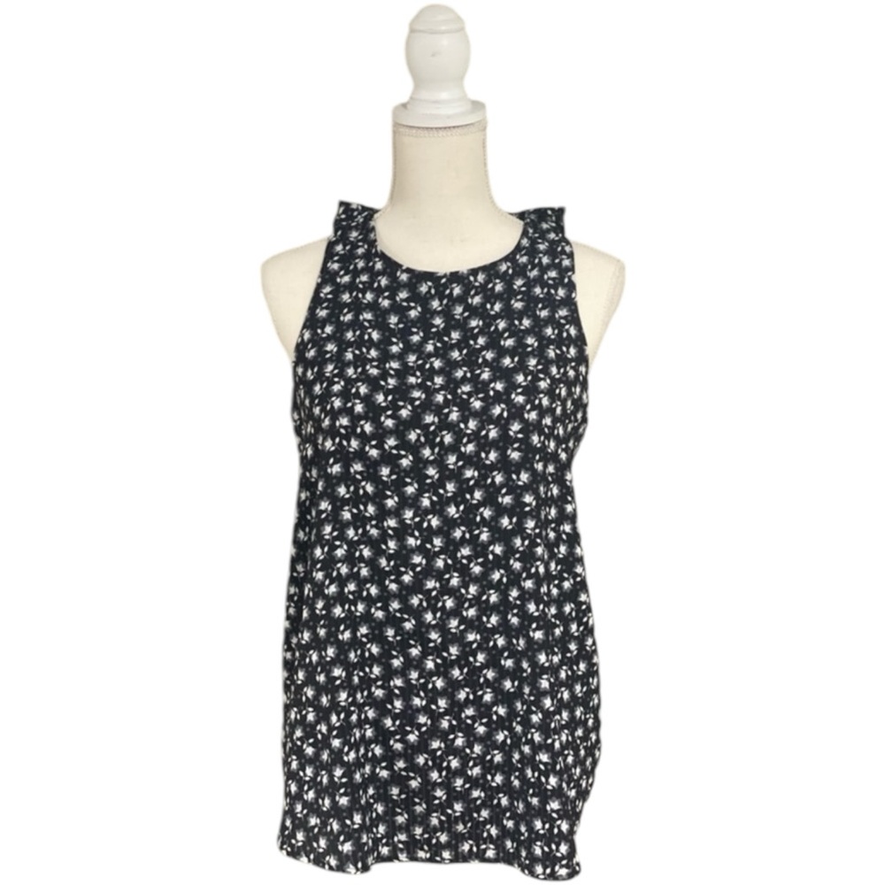 Loft Black/White Floral Racerback Ruffle Back Blouse size small
